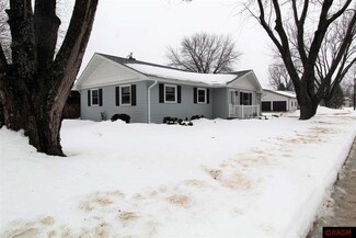 1605 1605 Boettger Rd, New Ulm, MN 56073