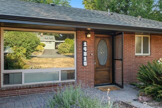 14815 9th Ave NE, Shoreline, WA 98155