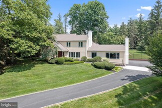 38 Dunminning Rd, Newtown Square, PA 19073