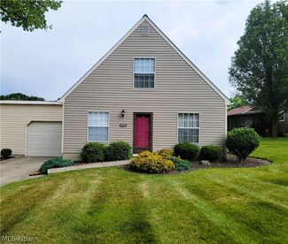 14910 Royal Ridge Ln Unit 65, North Royalton, OH 44133