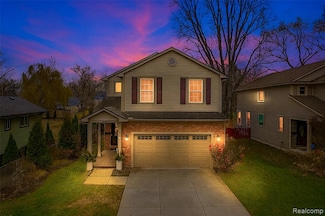 838 Coolidge Ave, Clawson, MI 48017