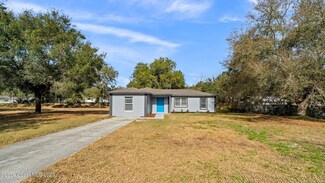 60 Bay Ln, Leesburg, FL 34748