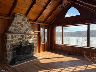 3 Kushaqua Trail N, Hewitt, NJ 07421