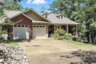 10 Devaca Cir, Hot Springs Village, AR 71909