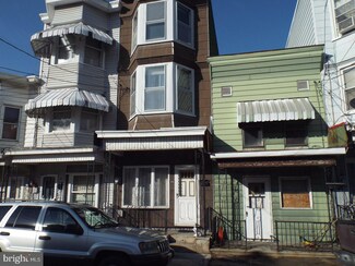 33 W Spruce St, Mahanoy City, PA 17948