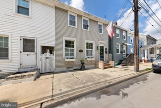 50 2nd St, Bordentown, NJ 08505