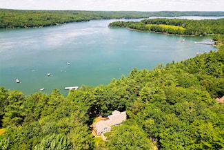 21 Landing Way, South Bristol, ME 04573