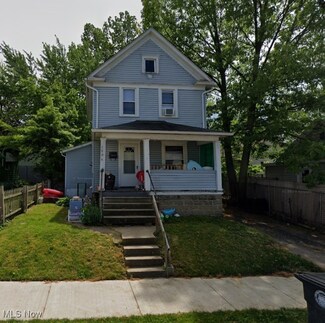 1036 Ackley St, Akron, OH 44306