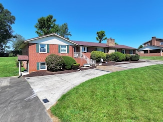 165 Shamrock Dr, Ridgeway, VA 24148