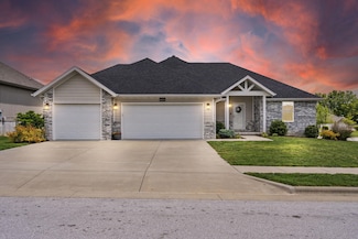 4572 Venice Ave, Ozark, MO 65721