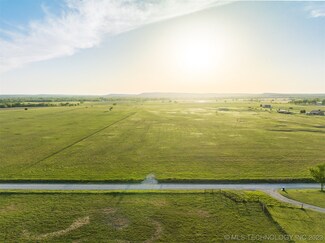 7 N 260 Rd, Beggs, OK 74421