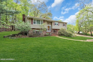 270 Grant Ave, Eatontown, NJ 07724