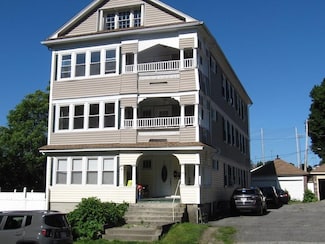 39 Woodford St Unit 1, Worcester, MA 01604