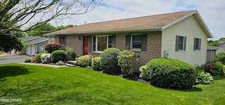 613 Nagle St, New Berlin, PA 17855