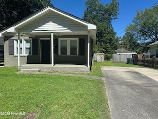 113 N Jarvis St, Greenville, NC 27858