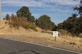 20655 Sunset Hills Dr, Cottonwood, CA 96022