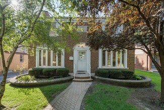 6106 N Landers Ave, Chicago, IL 60646