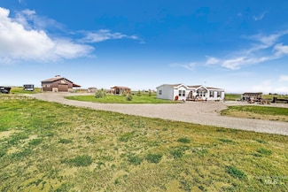 1146 E Cowboy Ln, Richfield, ID 83349