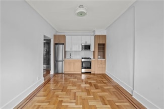 219 78th St Unit 3D, Brooklyn, NY 11209
