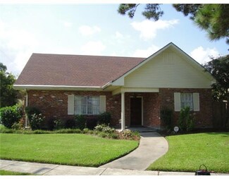 4420 Avron Blvd, Metairie, LA 70006