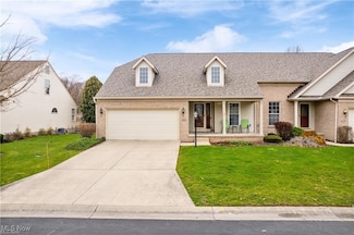 2834 Caxton Cir Unit 11, Akron, OH 44312