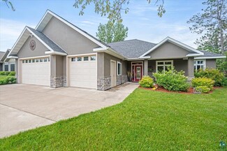 5003 White Pine St, Duluth, MN 55811