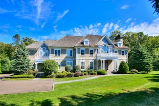 88 Merry Meet Cir, Fairfield, CT 06824