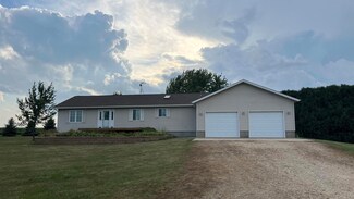 2804 120th St, Lawler, IA 52154
