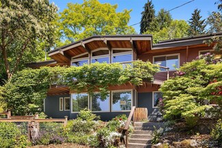 4000 SW Myrtle St, Seattle, WA 98136