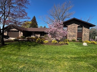 26587 N Cherrywood Ln, Wauconda, IL 60084