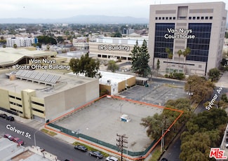 6167 Sylmar Ave, Los Angeles, CA 91401
