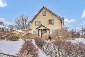 11919 Martin Luther King jr Dr, Cleveland, OH 44105