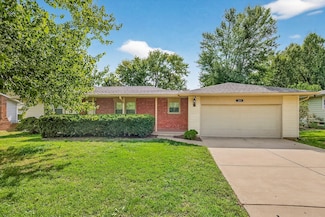 3244 E Gasconade St, Springfield, MO 65804