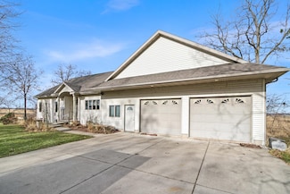 2992 Burke Rd, Sun Prairie, WI 53590