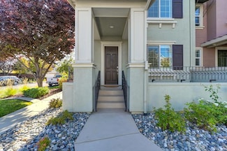 3064 Parkham Dr, Roseville, CA 95747