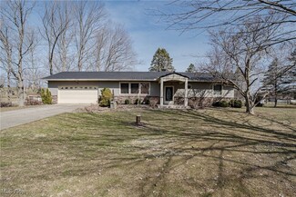 1205 Van Winkle Dr, Ashtabula, OH 44004