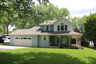5066 Vienna Dr, Waunakee, WI 53597