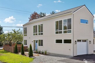 12807 Ashworth Ave N, Seattle, WA 98133