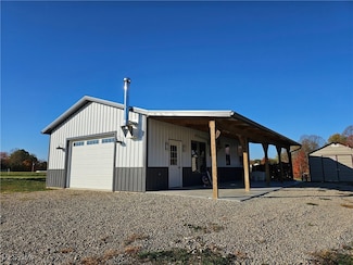6080 W Sharps Ridge Rd NW, McConnelsville, OH 43756