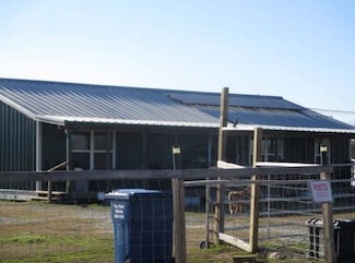 25105 Bedias Dr, Bedias, TX 77831