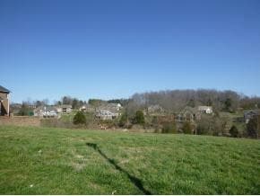 205 Forest Ct, Blountville, TN 37617