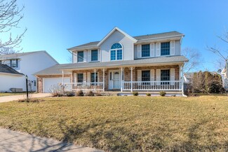 2705 Pine Valley Dr, Champaign, IL 61822