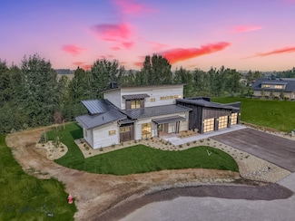 33 Leachman Ln, Bozeman, MT 59718