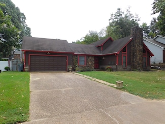 1004 Grouse Meadow Dr, Memphis, TN 38018