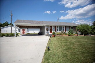 303 Essen Ln, Ballwin, MO 63021