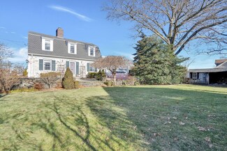74 Edgewood Blvd, Cranston, RI 02905