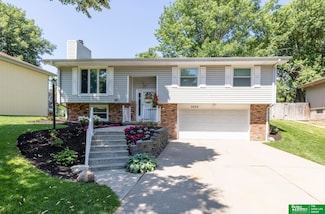 5424 S 151st St, Omaha, NE 68137