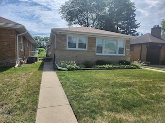 7453 N Karlov Ave, Lincolnwood, IL 60712
