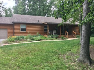 1105 Fitchville River Rd, Wakeman, OH 44889