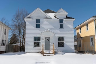 905 N Adams St, South Bend, IN 46628